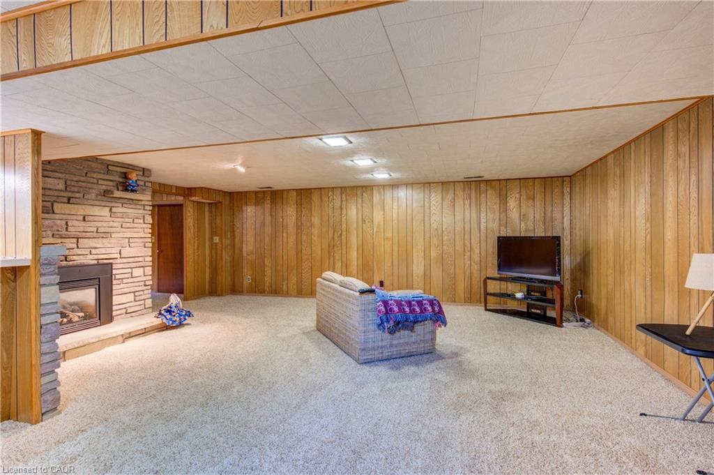 74 Pine Street Property Photo 31