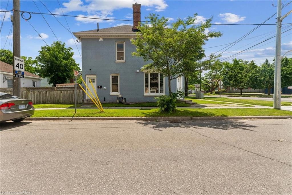 74 Erie Avenue Property Photo 2