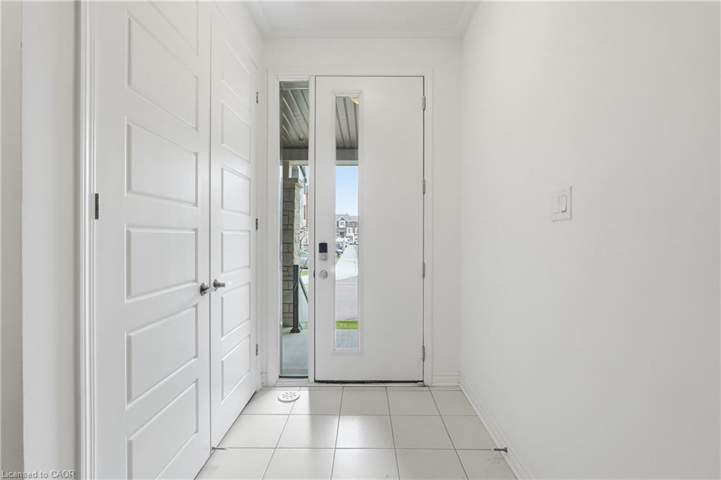 4045 Saida Street Property Photo 4