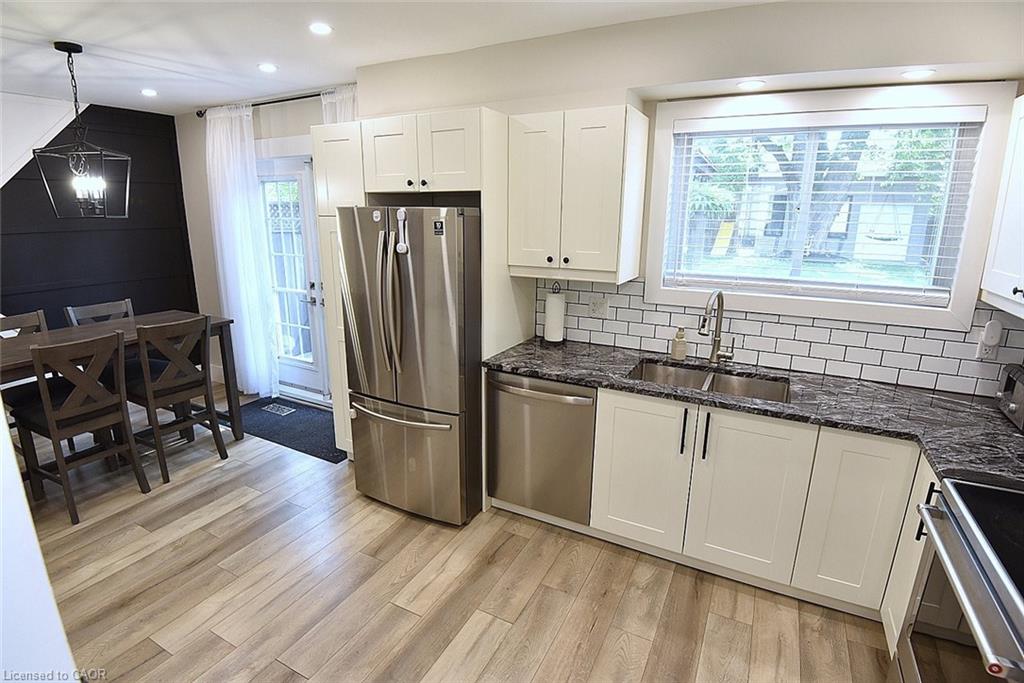 1091 Upper Wellington Street Property Photo 13