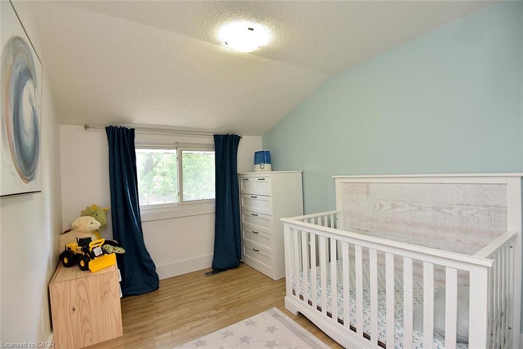 1091 Upper Wellington Street Property Photo 20