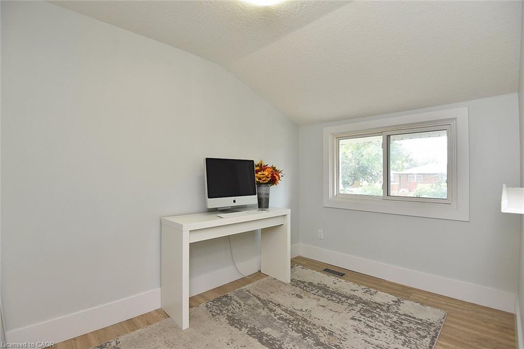 1091 Upper Wellington Street Property Photo 22