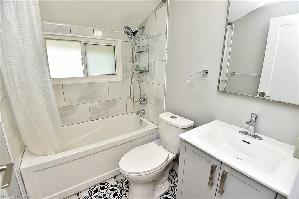 1091 Upper Wellington Street Property Photo 25