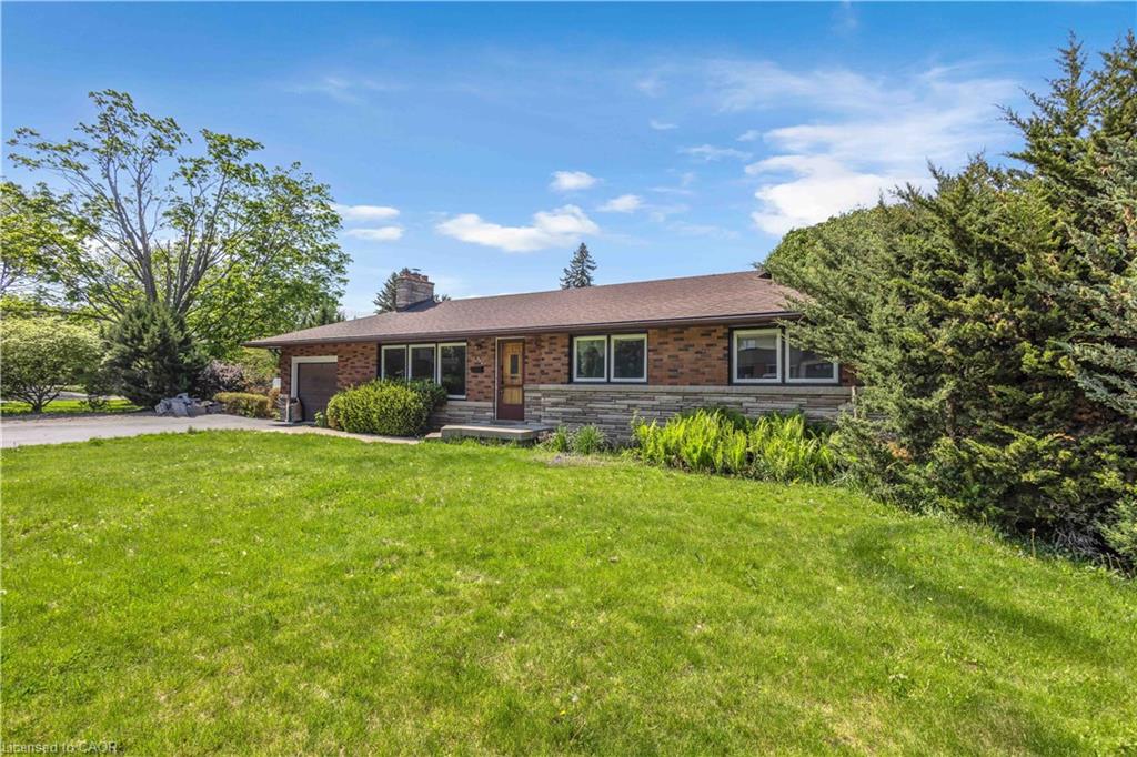 626 Iroquois Avenue Property Photo 3