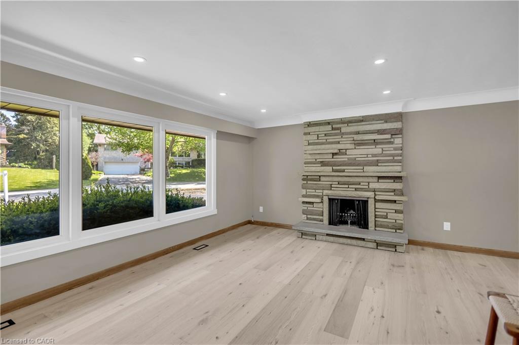 626 Iroquois Avenue Property Photo 8
