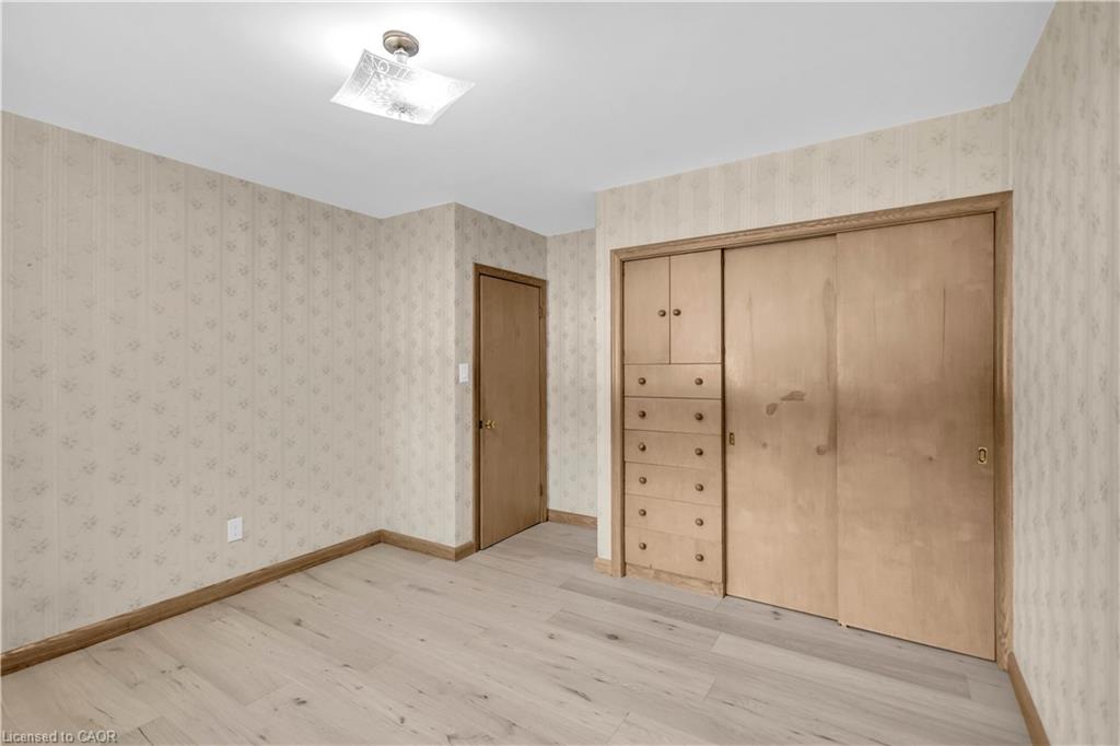 626 Iroquois Avenue Property Photo 17