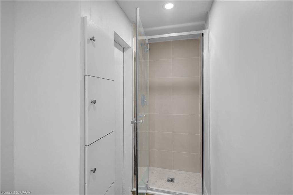 626 Iroquois Avenue Property Photo 32