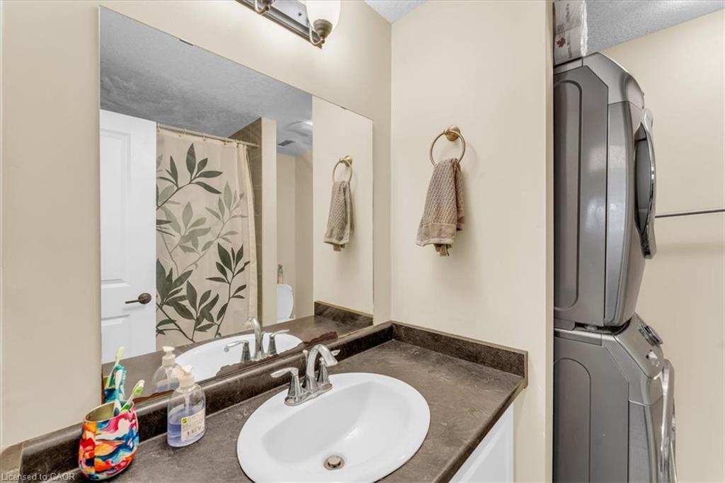 121 Dallan Drive Property Photo 40