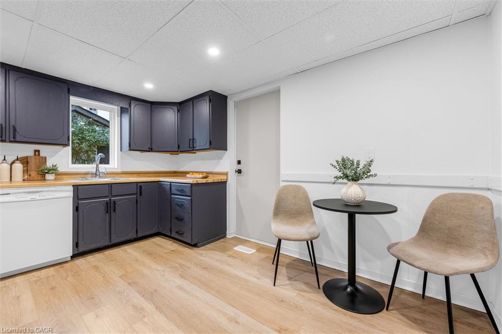 11 Ford Street Property Photo 10