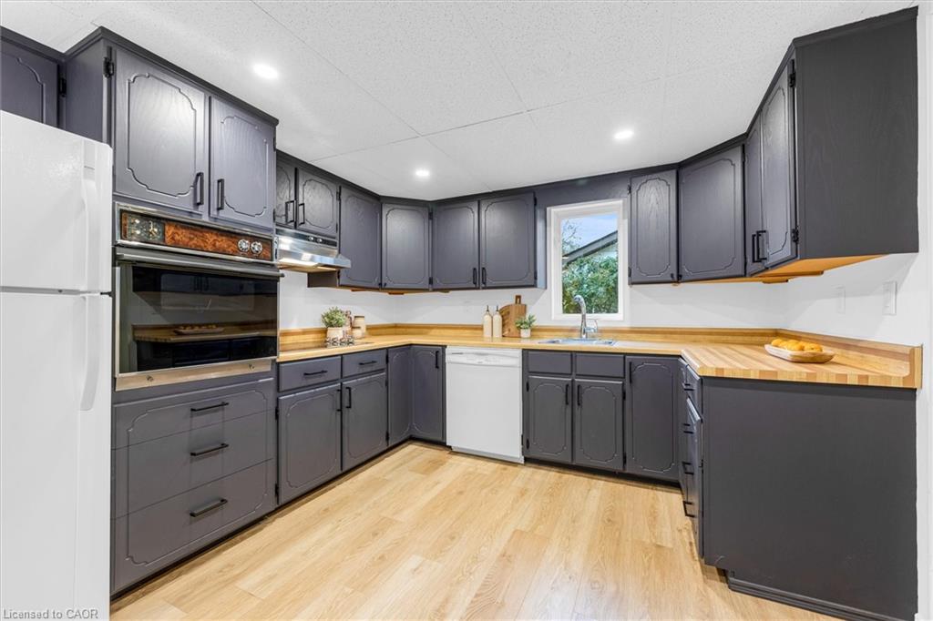 11 Ford Street Property Photo 11
