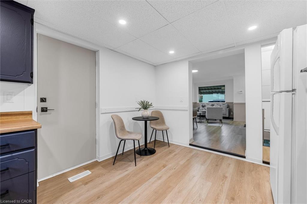 11 Ford Street Property Photo 13