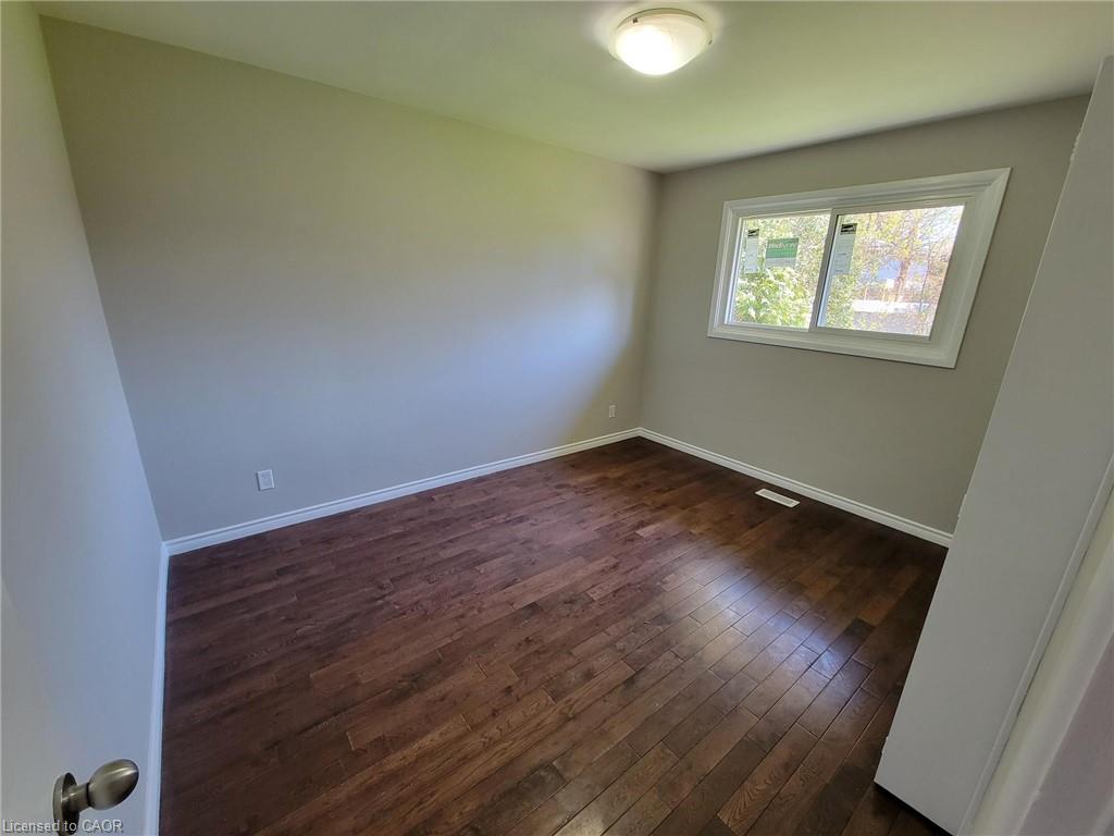 107 South Bend Road W Property Photo 8
