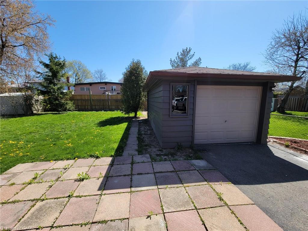 107 South Bend Road W Property Photo 14