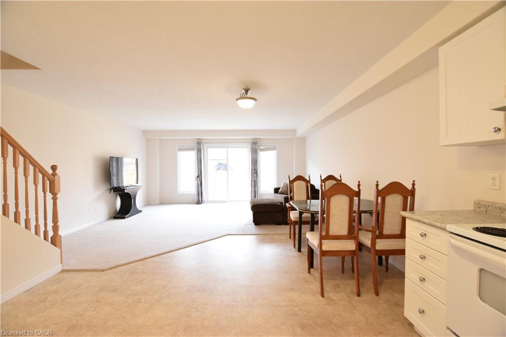 52 Meadowridge Street Property Photo 12