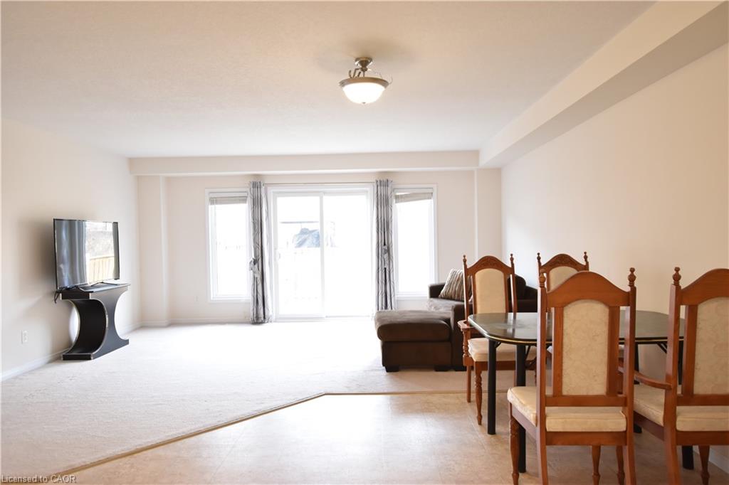 52 Meadowridge Street Property Photo 13