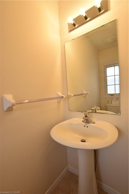 52 Meadowridge Street Property Photo 18