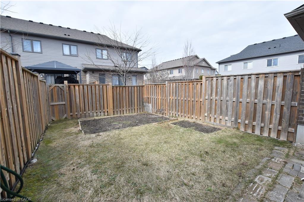 52 Meadowridge Street Property Photo 25