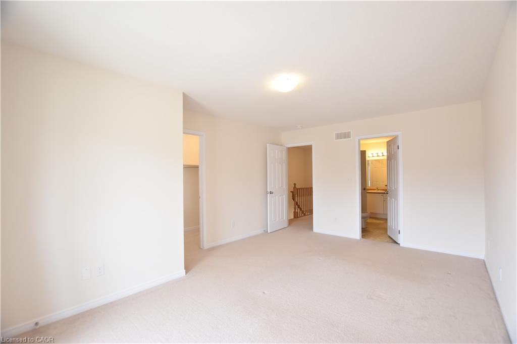 52 Meadowridge Street Property Photo 29