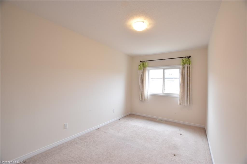 52 Meadowridge Street Property Photo 40
