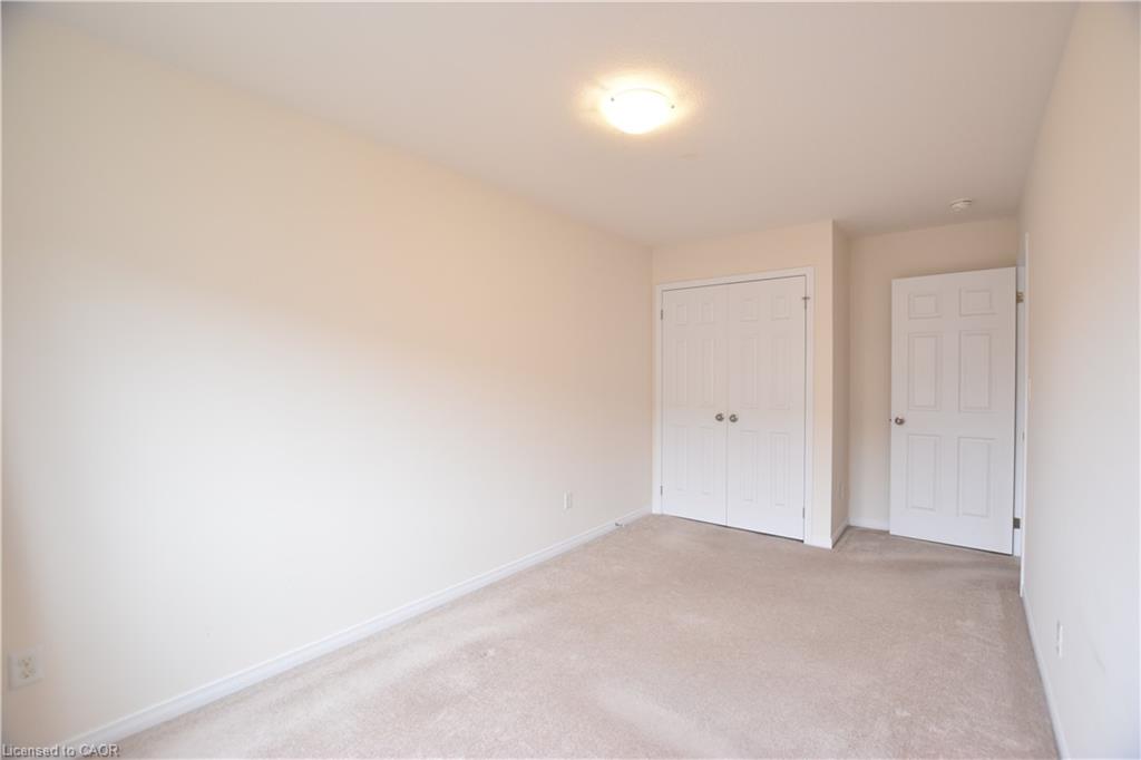 52 Meadowridge Street Property Photo 42