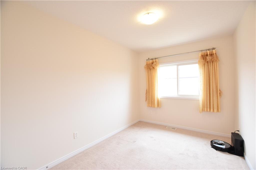 52 Meadowridge Street Property Photo 44