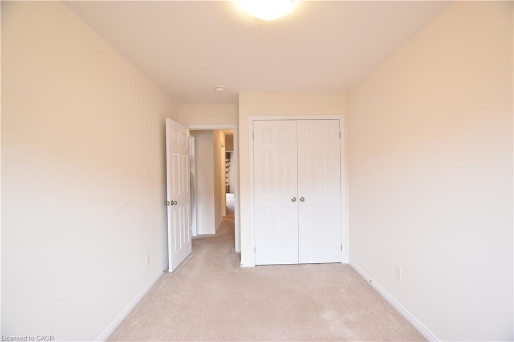 52 Meadowridge Street Property Photo 47