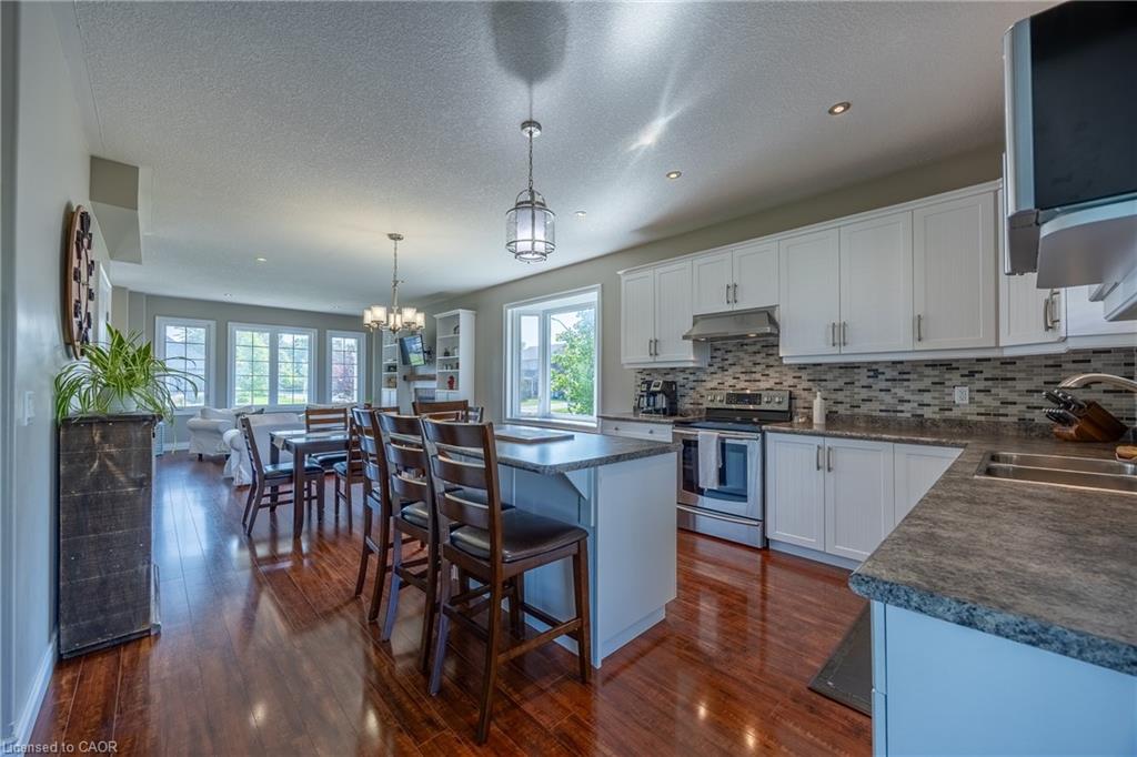100 Backus Drive Property Photo 8