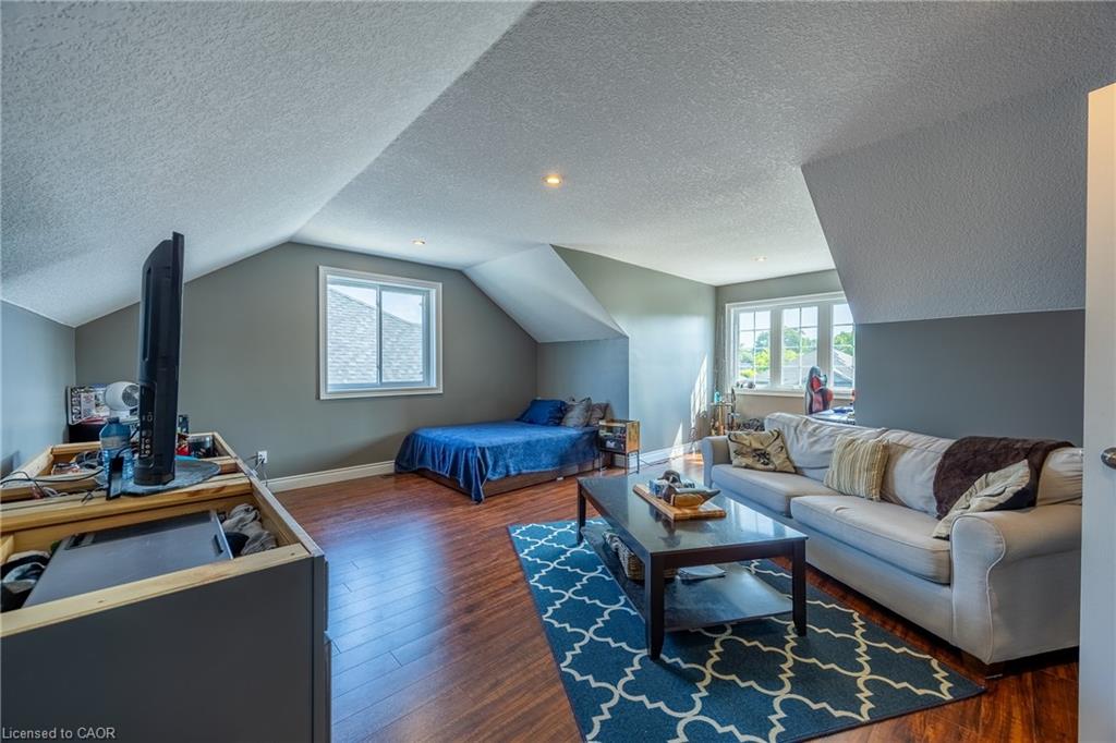 100 Backus Drive Property Photo 24