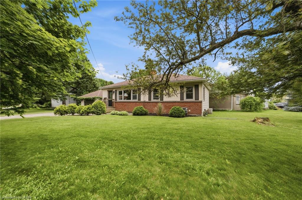 16 Carrington Court Property Photo 2
