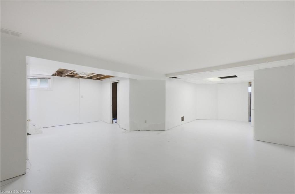 16 Carrington Court Property Photo 22