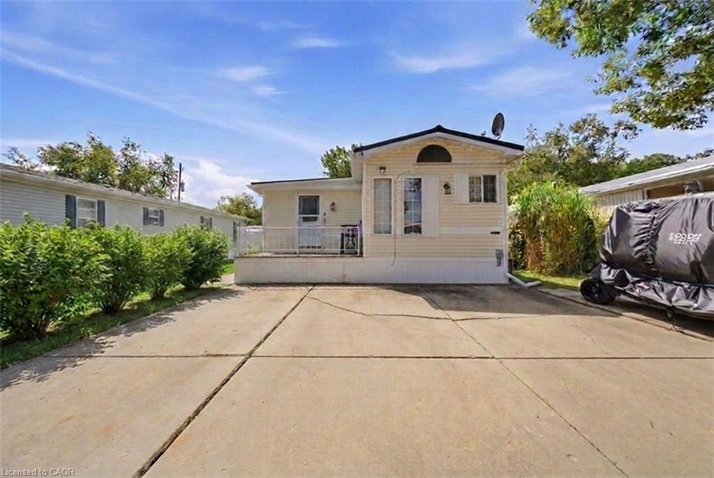 428 Pine Pass Property Photo 1