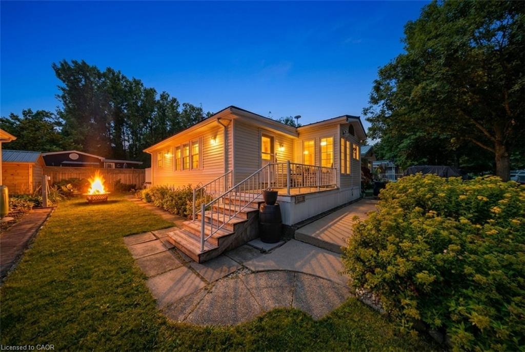 428 Pine Pass Property Photo 3