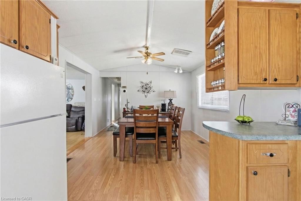 428 Pine Pass Property Photo 17