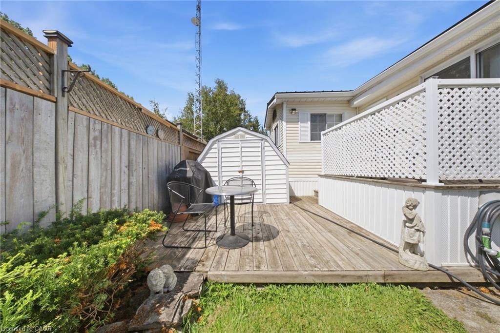428 Pine Pass Property Photo 34