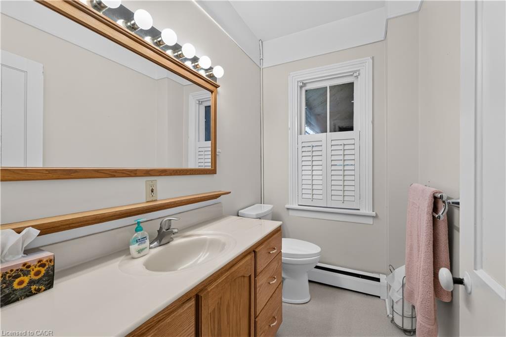 1629 Gregory Road Property Photo 18