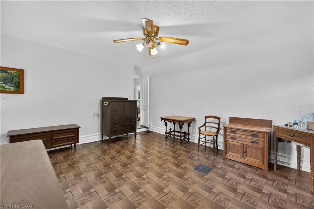 1629 Gregory Road Property Photo 30