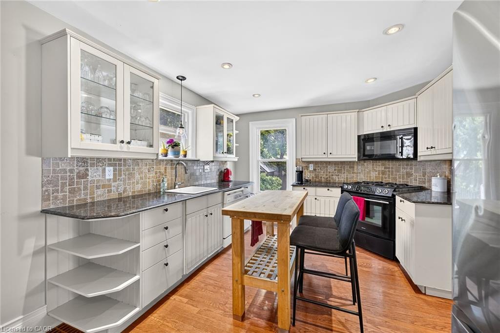 16 Witherspoon Street Property Photo 15