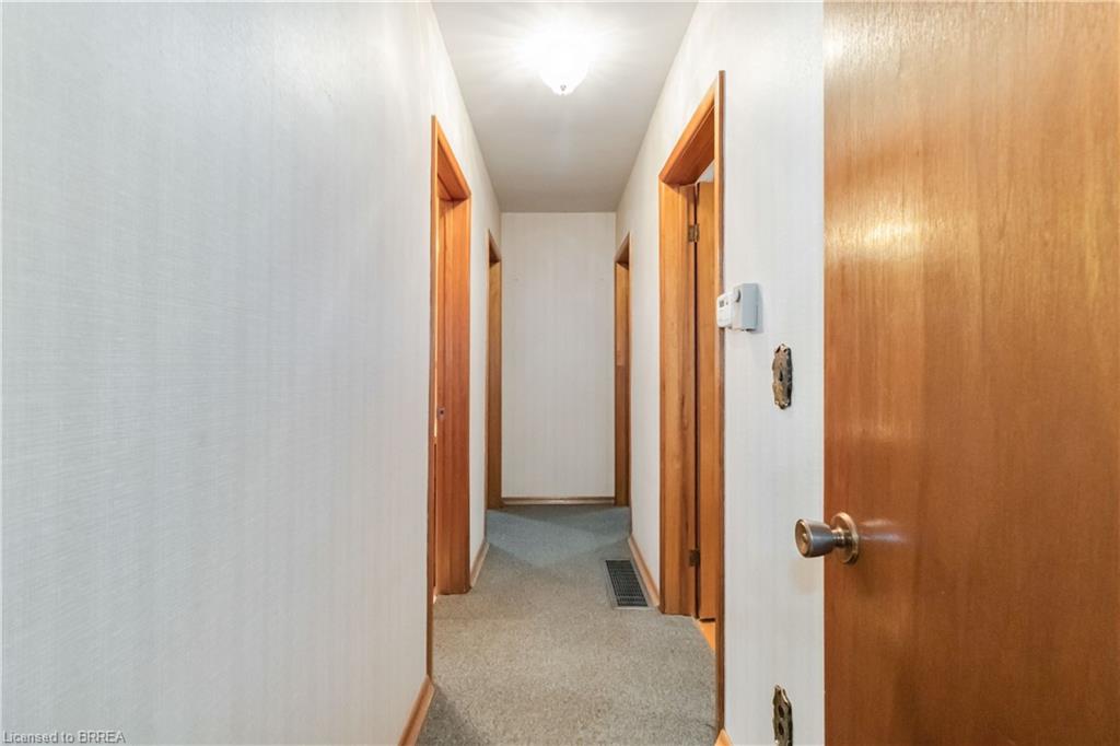 16 Paris Road Property Photo 22
