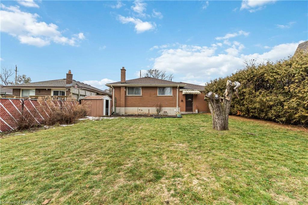 16 Paris Road Property Photo 48