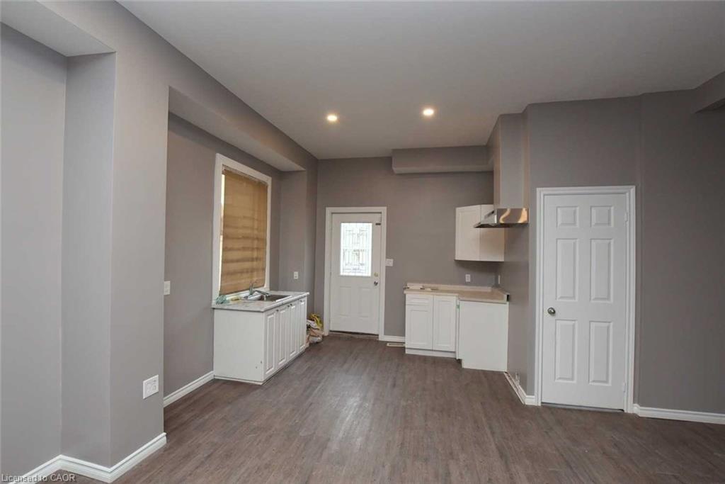 78 George Street Property Photo 4