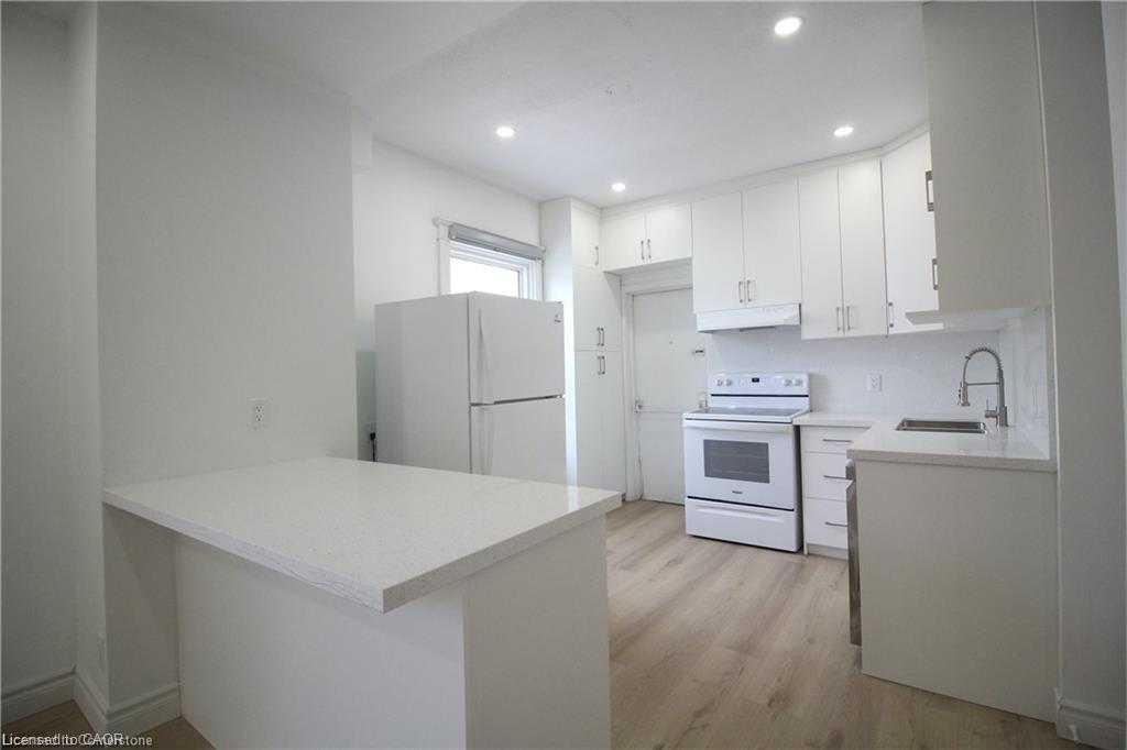 78 George Street Property Photo 9