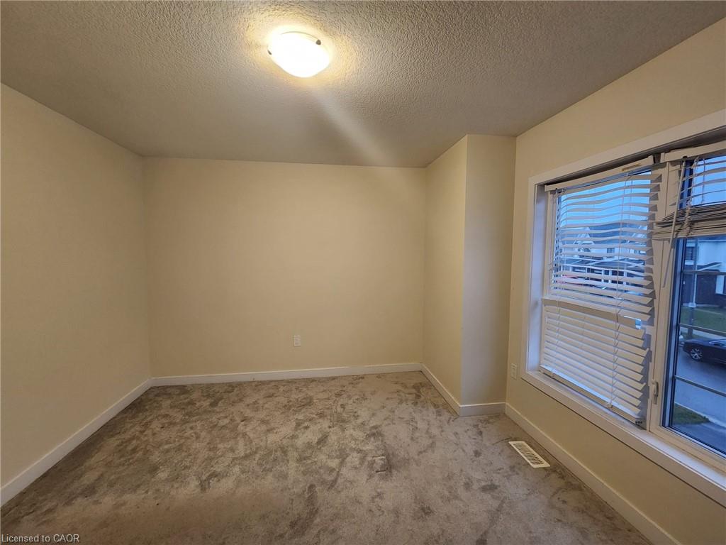 5 Keelson Street Property Photo 8