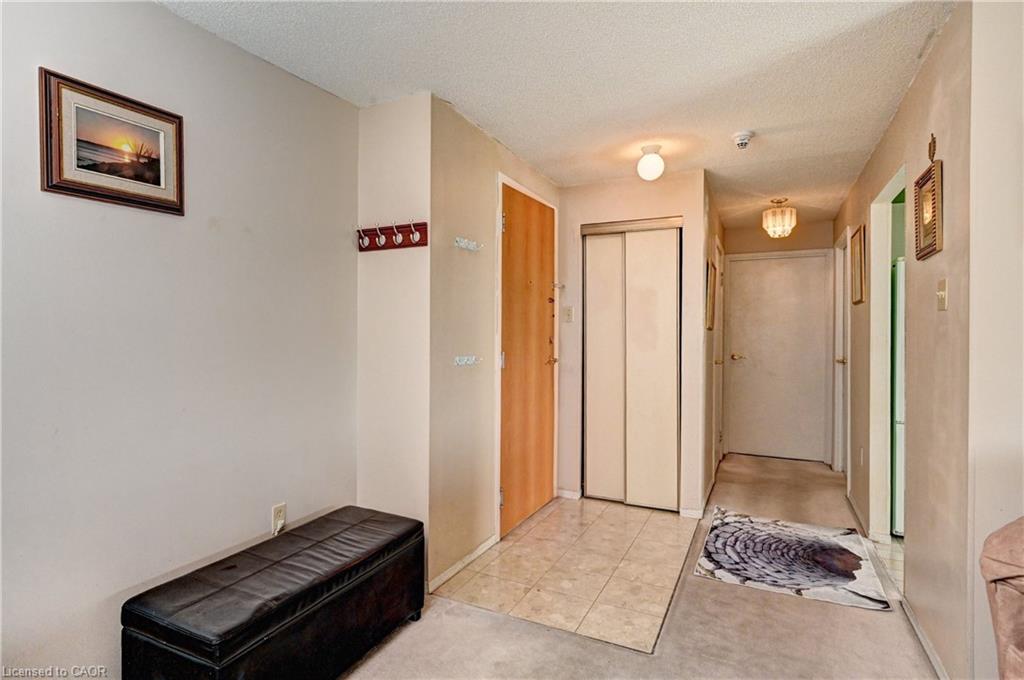 305-30 Blue Springs Drive Property Photo 8