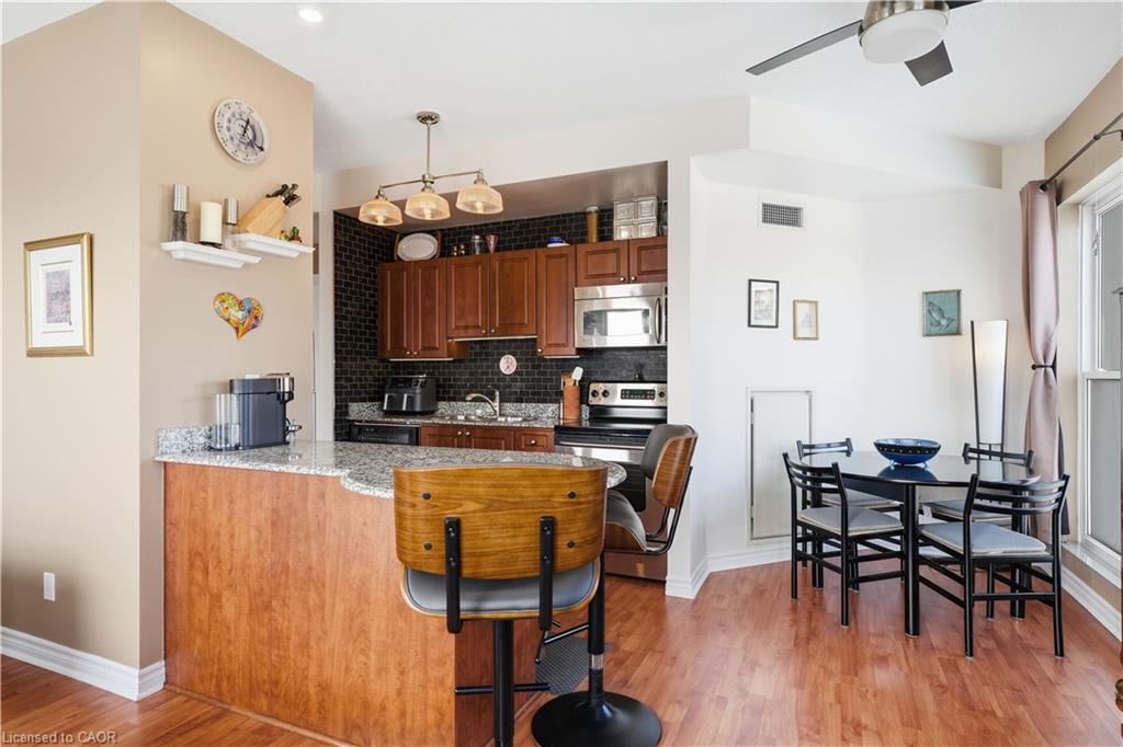 802-135 James Street S Property Photo 8