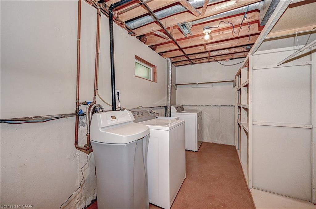 92 Pinemeadow Crescent Property Photo 20