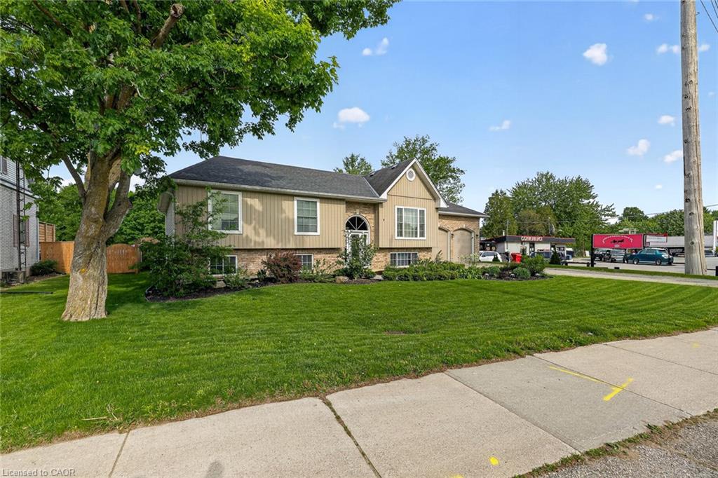 9 West Street N Property Photo 8