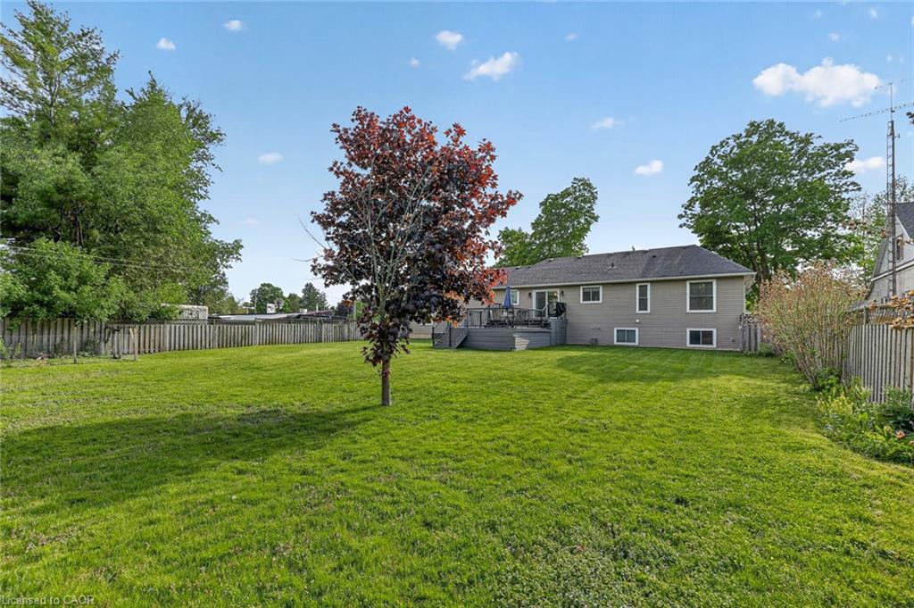 9 West Street N Property Photo 45