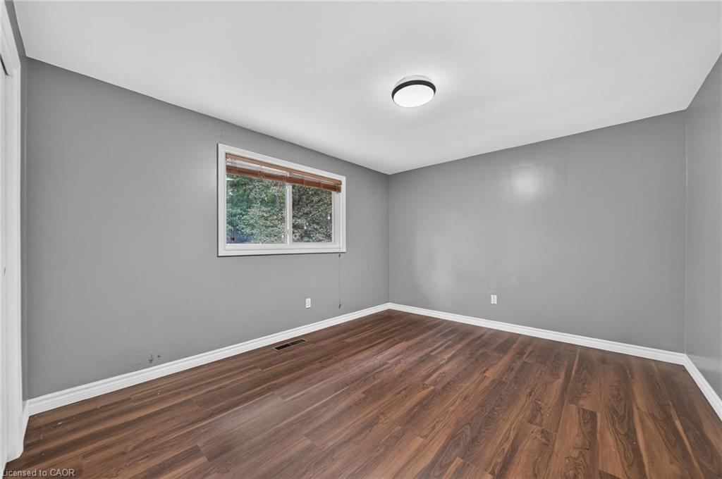 33 Shadywood Crescent Property Photo 22