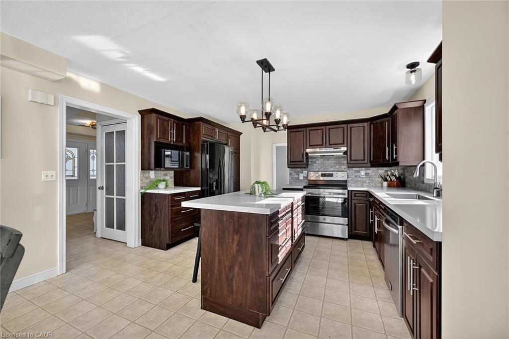 8 Talbot Road Property Photo 6