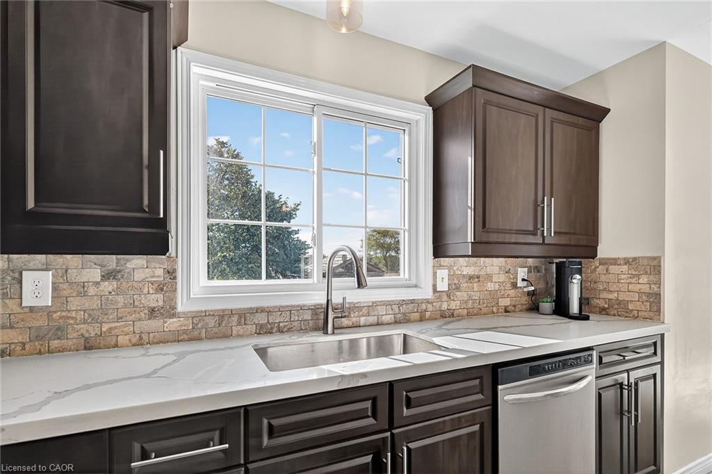 8 Talbot Road Property Photo 10